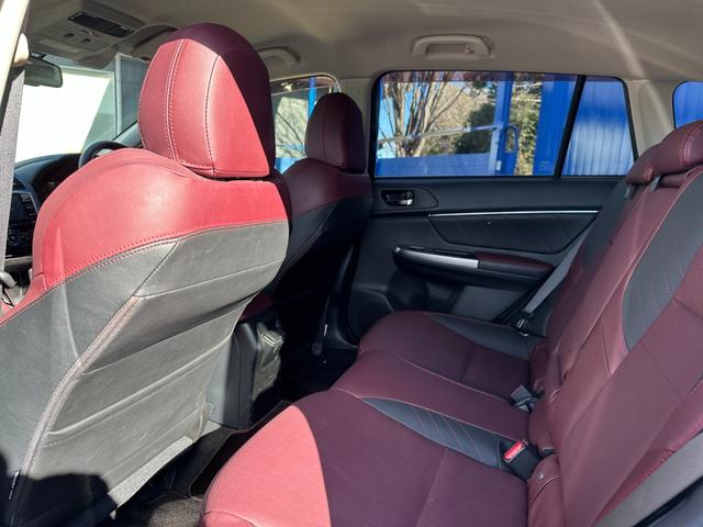 レヴォーグ １．６ＳＴＩスポーツアイサイト　４ＷＤ　純正ＳＤナビ　Ｂｌｕｅｔｏｏｔｈオーディオ　フルセグＴＶ　ステアリングスイッチ　アクティブクルーズコントロール　パーキングアシスト　クリアランスソナー　ブラインドスポット　本革シート（20枚目）