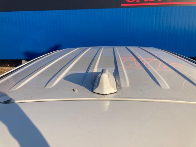 アウトランダーＰＨＥＶ Ｇプレミアムパッケージ　４ＷＤ　純正ナビ　Ｂｌｕｅｔｏｏｔｈオーディオ　フルセグＴＶ　アラウンドビューモニター　フリップダウン　クリアランスソナー　ブラインドスポット　革シート　ＬＥＤヘッドライト　パワーシート　ＥＴＣ（63枚目）