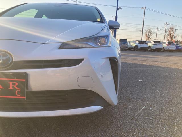 プリウス Ｓ　アクティブクルーズコントロール　レーンアシスト　パーキングアシスト　クリアランスソナー　純正ＳＤナビ　Ｂｌｕｅｔｏｏｔｈオーディオ　ワンセグＴＶ　　ステアリングスイッチ　バックカメラ　ＥＴＣ（44枚目）