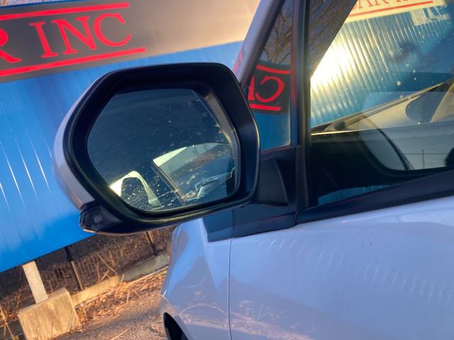 プリウス Ｓ　アクティブクルーズコントロール　レーンアシスト　パーキングアシスト　クリアランスソナー　純正ＳＤナビ　Ｂｌｕｅｔｏｏｔｈオーディオ　ワンセグＴＶ　　ステアリングスイッチ　バックカメラ　ＥＴＣ（50枚目）