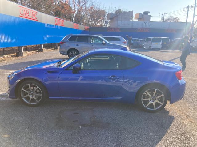 ＢＲＺ Ｒ　６速ＭＴ　ワンオーナー　社外ナビ　ＣＤ　ＤＶＤ　地デジ　社外１７インチアルミホイール　ＬＥＤヘッドライト（15枚目）