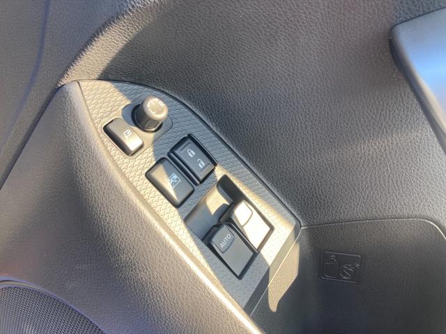 ＢＲＺ Ｒ　６速ＭＴ　ワンオーナー　社外ナビ　ＣＤ　ＤＶＤ　地デジ　社外１７インチアルミホイール　ＬＥＤヘッドライト（28枚目）