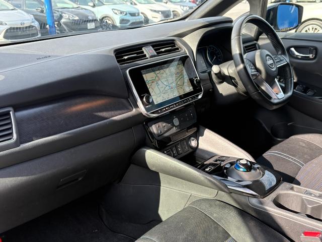 リーフ Ｘ　Ｖセレクション　ワンオーナー　プロパイロット　ＴＶキャンセラー　ＡｐｐｌｅＣａｒＰｌａｙ　アクティブクルーズコントロール　純正ナビ　Ｂｌｕｅｔｏｏｔｈオーディオ　フルセグＴＶ　アラウンドビューモニター　ＥＴＣ（38枚目）