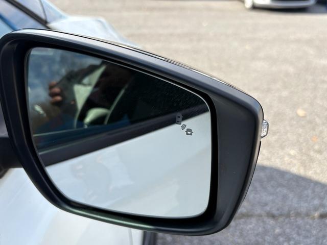 リーフ Ｘ　Ｖセレクション　ワンオーナー　プロパイロット　ＴＶキャンセラー　ＡｐｐｌｅＣａｒＰｌａｙ　アクティブクルーズコントロール　純正ナビ　Ｂｌｕｅｔｏｏｔｈオーディオ　フルセグＴＶ　アラウンドビューモニター　ＥＴＣ（49枚目）