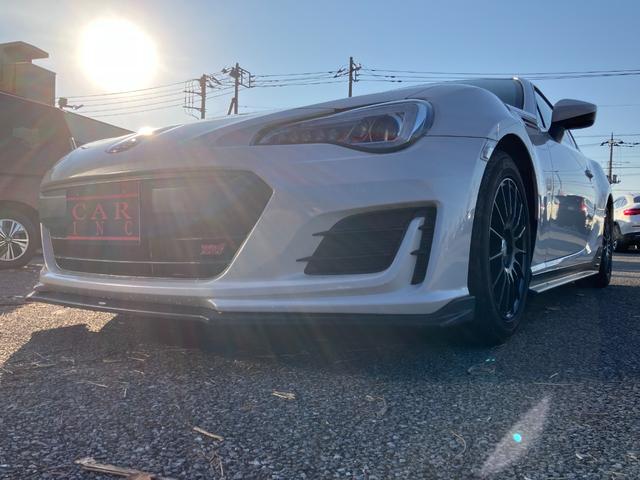 ＢＲＺ Ｒ　カスタマイズパッケージ　６速ＭＴ　ＳＴＩフルエアロ　ＳＴＩマフラー　ＳＴＩタワーバー　水温計　１６インチエンケイアルミホイール　純正メモリーナビ　地デジ　バックカメラ　ＬＥＤヘッドライト　ＥＴＣ（2枚目）