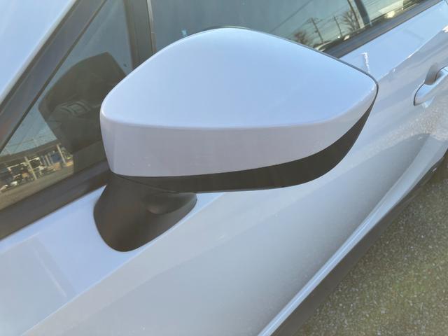 ＢＲＺ Ｒ　カスタマイズパッケージ　６速ＭＴ　ＳＴＩフルエアロ　ＳＴＩマフラー　ＳＴＩタワーバー　水温計　１６インチエンケイアルミホイール　純正メモリーナビ　地デジ　バックカメラ　ＬＥＤヘッドライト　ＥＴＣ（8枚目）