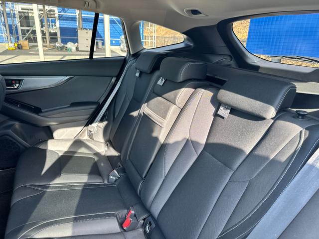 レヴォーグ ＧＴ　ＥＸ　４ＷＤ　アクティブクルーズコントロール　純正メモリナビ　Ｂｌｕｅｔｏｏｔｈオーディオ　フルセグＴＶ　ステアリングスイッチ　サイド・バックカメラ　クリアランスソナー　ブラインドスポット　パワーシート（22枚目）