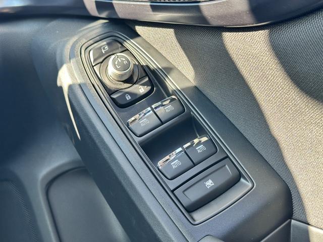 レヴォーグ ＧＴ　ＥＸ　４ＷＤ　アクティブクルーズコントロール　純正メモリナビ　Ｂｌｕｅｔｏｏｔｈオーディオ　フルセグＴＶ　ステアリングスイッチ　サイド・バックカメラ　クリアランスソナー　ブラインドスポット　パワーシート（37枚目）