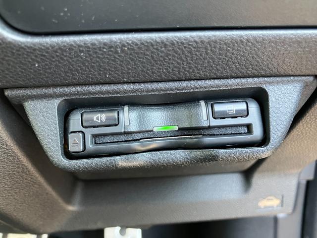 レヴォーグ ＧＴ－Ｈ　ＥＸ　４ＷＤ　パドルシフト　アクティブクルーズコントロール　純正ナビ　Ｂｌｕｅｔｏｏｔｈオーディオ　フルセグＴＶ　バックカメラ　ステアリングスイッチ　クリアランスソナー　ブラインドスポット　パワーシート（10枚目）