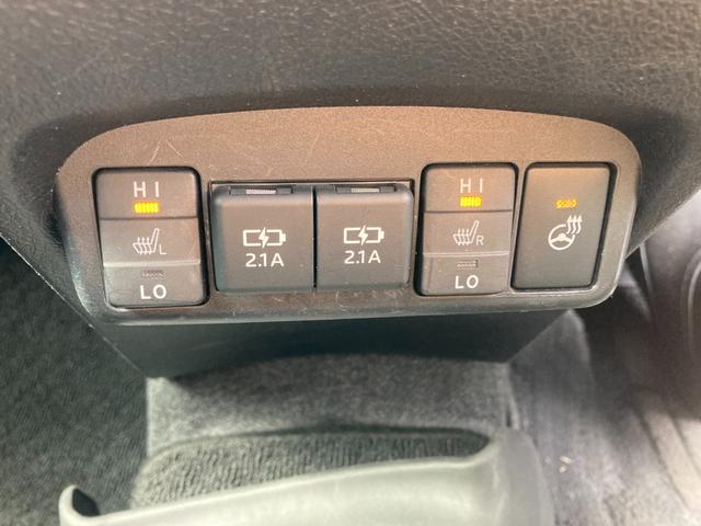 シエンタ ハイブリッド　ファンベースＧ　両側パワースライドドア　純正ナビ　Ｂｌｕｅｔｏｏｔｈオーディオ　フルセグＴＶ　バックカメラ　パーキングアシスト　衝突被害軽減ブレーキ　レーンアシスト　オートクルーズコントロール　ＬＥＤヘッドライト（11枚目）