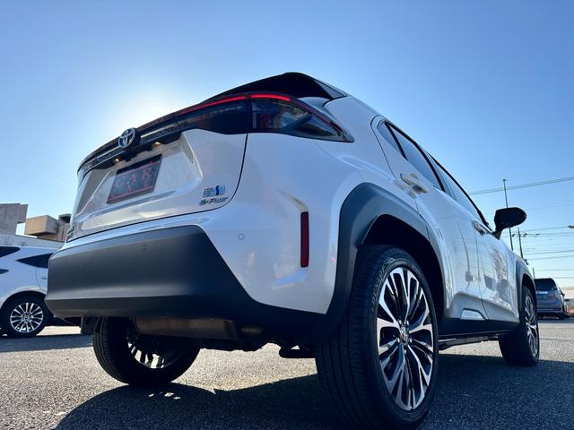 ヤリスクロス ハイブリッドＺ　４ＷＤ　アダプティブクルーズコントロール　純正オーディオ　Ｂｌｕｅｔｏｏｔｈ　アラウンドビューモニター　クリアランスソナー　ブラインドスポット　衝突被害軽減ブレーキ　レーンアシスト　ＥＴＣ（52枚目）