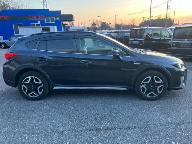 ＸＶ アドバンス　４ＷＤ　純正ナビ　Ｂｌｕｅｔｏｏｔｈオーディオ　フルセグＴＶ　バックカメラ　アダプティブクルーズコントロール　衝突被害軽減ブレーキ　レーンキープアシスト　ＬＥＤヘッドライト　パワーシート　ＥＴＣ（4枚目）