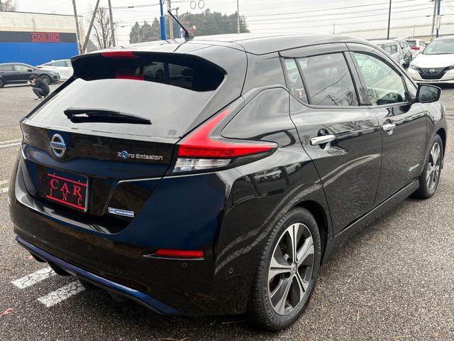 リーフ Ｇ　プロパイロット　デジタルインナーミラー　ステアリングヒーター　純正ＳＤナビ　Ｂｌｕｅｔｏｏｔｈオーディオ　フルセグＴＶ　アラウンドビューモニター　アクティブクルーズコントロール　パーキングアシスト（3枚目）