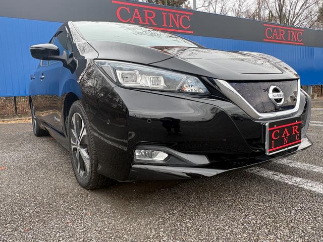 リーフ Ｇ　プロパイロット　デジタルインナーミラー　ステアリングヒーター　純正ＳＤナビ　Ｂｌｕｅｔｏｏｔｈオーディオ　フルセグＴＶ　アラウンドビューモニター　アクティブクルーズコントロール　パーキングアシスト（33枚目）