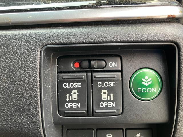 オデッセイ アブソルート　両側パワースライドドア　純正ナビ　Ｂｌｕｅｔｏｏｔｈオーディオ　フルセグＴＶ　バックカメラ　アダプティブクルーズコントロール　ステアリングスイッチ　衝突被害軽減ブレーキ　レーンアシスト　ＥＴＣ（14枚目）