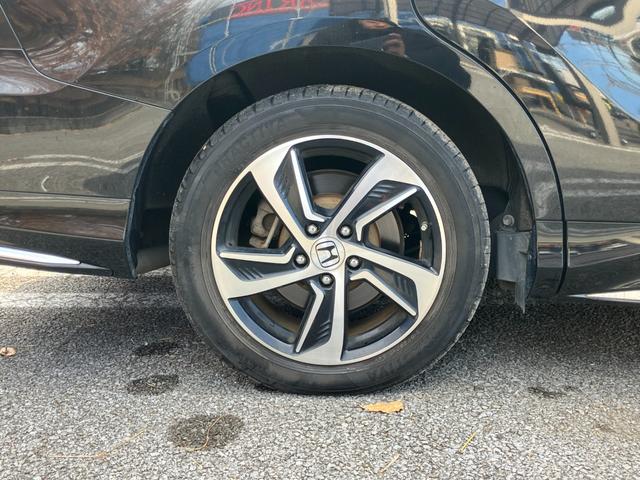 オデッセイ アブソルート　両側パワースライドドア　純正ナビ　Ｂｌｕｅｔｏｏｔｈオーディオ　フルセグＴＶ　バックカメラ　アダプティブクルーズコントロール　ステアリングスイッチ　衝突被害軽減ブレーキ　レーンアシスト　ＥＴＣ（54枚目）