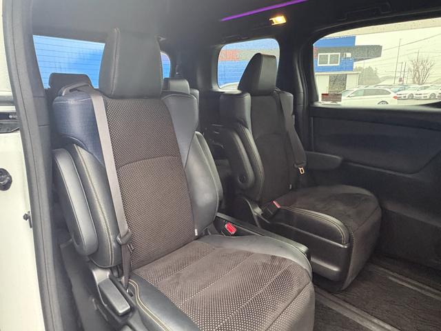 ヴェルファイア ２．５Ｚ　Ａエディション　ゴールデンアイズ　ワンオーナー　後席モニター　純正１０型ナビ　フルセグＴＶ　バックカメラ　レーダークルコン　両側電動スライドドア　電動リアゲート　ハーフレザー　ビルトインＥＴＣ　ＬＥＤヘッドライト　衝突被害軽減ブレーキ（16枚目）