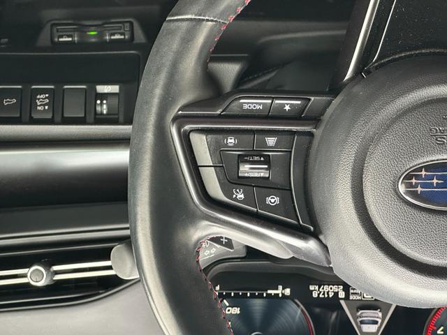 レヴォーグ ＳＴＩスポーツ　ＥＸ　純正ナビ　Ｂｌｕｅｔｏｏｔｈ　フルセグ　バックカメラ　サイドカメラ　ＥＴＣ　アダプティブクルーズコントロール　レザーシート　シートヒーター　デジタルインナーミラー　衝突被害軽減ブレーキ　レーンキープ（5枚目）