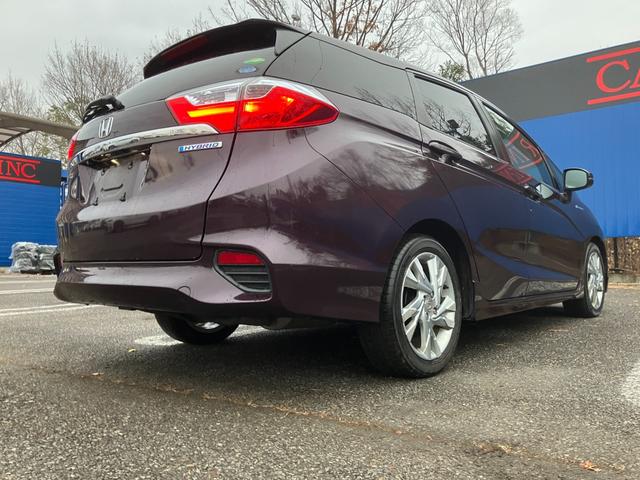 シャトル ハイブリッドＺ　純正ナビ　Ｂｌｕｅｔｏｏｔｈオーディオ　バックカメラ　ステアリングスイッチ　ハーフレザーシート　前席シートヒーター　純正１６インチアルミホイール　ＥＴＣ（33枚目）