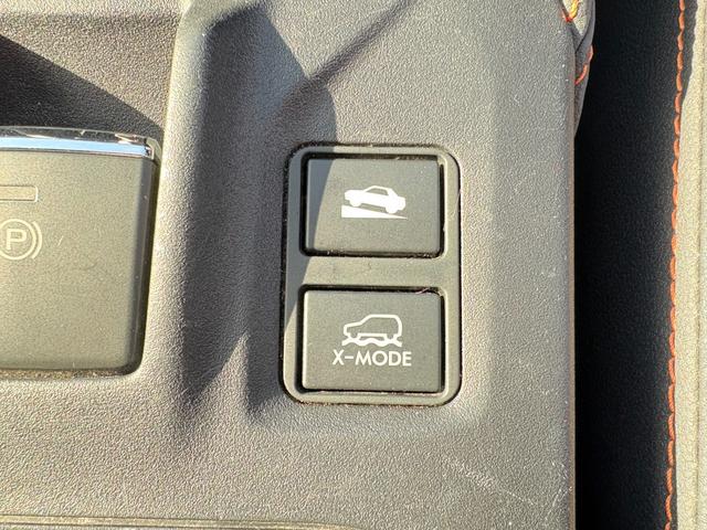 ＸＶ ２．０ｉ－Ｓ　アイサイト　純正ナビ　Ｂｌｕｅｔｏｏｔｈ　フルセグ　バックカメラ　ＥＴＣ　アダプティブクルーズコントロール　衝突被害軽減ブレーキ　レーンキープアシスト　アイドリングストップ　パワーシート　純正１８ＡＷ（5枚目）