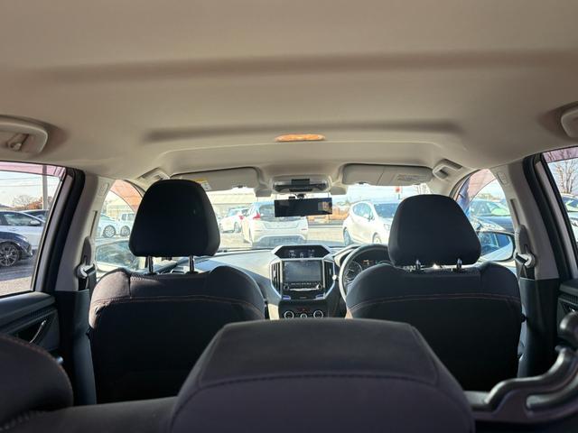 ＸＶ ２．０ｉ－Ｓ　アイサイト　純正ナビ　Ｂｌｕｅｔｏｏｔｈ　フルセグ　バックカメラ　ＥＴＣ　アダプティブクルーズコントロール　衝突被害軽減ブレーキ　レーンキープアシスト　アイドリングストップ　パワーシート　純正１８ＡＷ（28枚目）