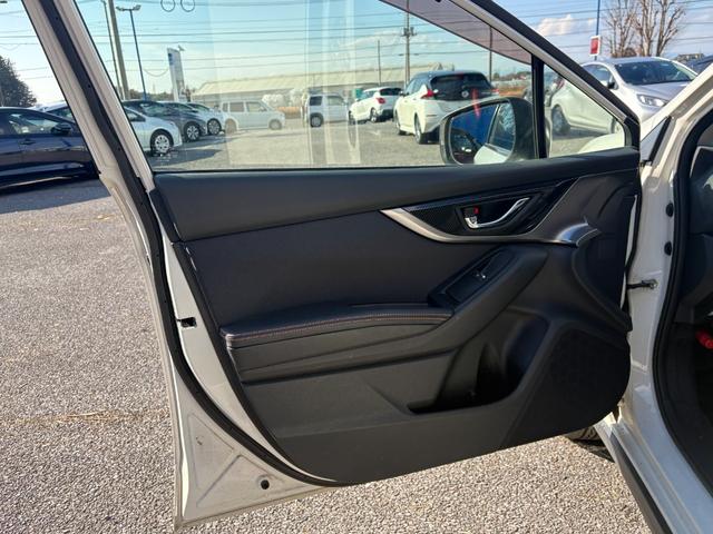 ＸＶ ２．０ｉ－Ｓ　アイサイト　純正ナビ　Ｂｌｕｅｔｏｏｔｈ　フルセグ　バックカメラ　ＥＴＣ　アダプティブクルーズコントロール　衝突被害軽減ブレーキ　レーンキープアシスト　アイドリングストップ　パワーシート　純正１８ＡＷ（32枚目）