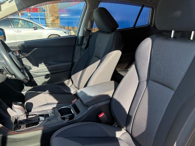 ＸＶ ２．０ｉ－Ｓ　アイサイト　純正ナビ　Ｂｌｕｅｔｏｏｔｈ　フルセグ　バックカメラ　ＥＴＣ　アダプティブクルーズコントロール　衝突被害軽減ブレーキ　レーンキープアシスト　アイドリングストップ　パワーシート　純正１８ＡＷ（57枚目）