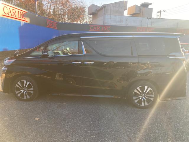 ヴェルファイア ３．５Ｚ　Ｇ　純正後席モニター　黒革シート　ディスプレイオーディオ　フルセグ　バックカメラ　ＣＤ／ＤＶＤデッキ　シートエアコン　両側電動スライドドア　電動リアゲート　パワーシート　レーダークルコン　ハンドルヒーター（18枚目）