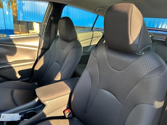 プリウス S 純正ナビ Bluetoothオーディオ バックカメラ ステアリングスイッチ レーンアシスト パーキングアシスト アダプティブクルーズコントロール LEDヘッドライト オートハイビーム ETC(12枚目)