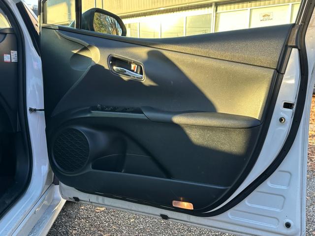 プリウス S 純正ナビ Bluetoothオーディオ バックカメラ ステアリングスイッチ レーンアシスト パーキングアシスト アダプティブクルーズコントロール LEDヘッドライト オートハイビーム ETC(20枚目)