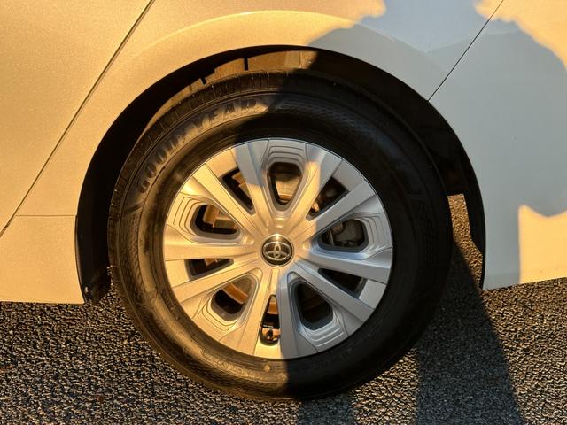 プリウス S 純正ナビ Bluetoothオーディオ バックカメラ ステアリングスイッチ レーンアシスト パーキングアシスト アダプティブクルーズコントロール クリアランスソナー オートハイビーム ETC(38枚目)