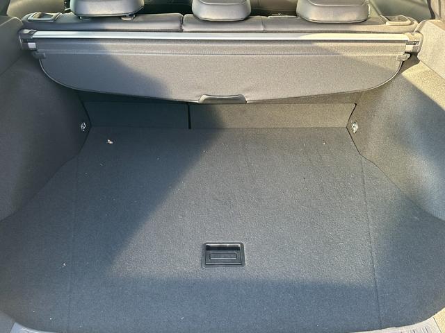 プリウス Aプレミアム 純正ナビ Bluetoothオーディオ ワンセグTV バックカメラ ステアリングスイッチ ヘッドアップディスプレイ アダプティブクルーズコントロール レーンアシスト パーキングアシスト ETC(16枚目)