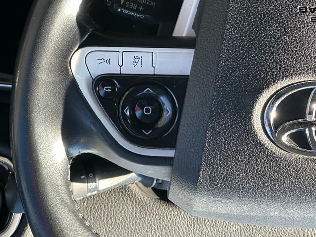 プリウス Aプレミアム 純正ナビ Bluetoothオーディオ ワンセグTV バックカメラ ステアリングスイッチ ヘッドアップディスプレイ アダプティブクルーズコントロール レーンアシスト パーキングアシスト ETC(26枚目)