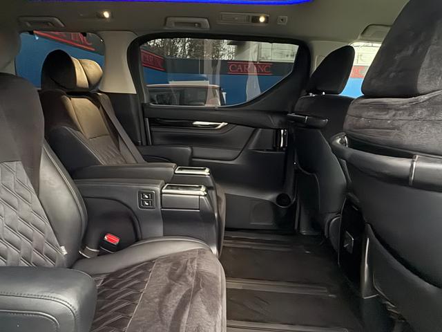 ヴェルファイア ２．５Ｚ　Ｇエディション　ＴＲＤエアロ　純正後席モニター　純正１０型ナビ　フルセグＴＶ　バックカメラ　両側電動スライドドア　電動リアゲート　ハーフレザーシート　パワーシート　Ｂｌｕｅｔｏｏｔｈ　ビルトインＥＴＣ　クルコン（21枚目）