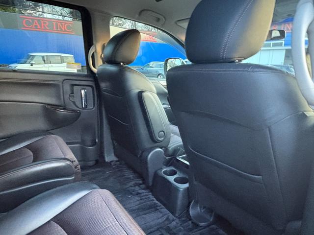 エルグランド ２５０ハイウェイスターＳ　フリップダウンモニター　クルーズコントロール　ＬＥＤヘッドライト　ステアリングリモコン　バックカメラ　純正８インチナビ　ドラレコ　フォグランプ　ＥＴＣ（17枚目）