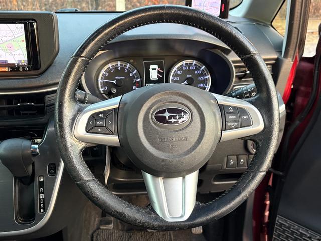 ステラ カスタムＲＳ　スマートアシスト　ターボ　衝突被害軽減ブレーキ　純正ナビ　Ｂｌｕｅｔｏｏｔｈ　バックカメラ　ＬＥＤヘッドライト　ＥＴＣ　ステアリングリモコン　オートライト　アイドリングストップ　プッシュスタート　スマートキー（20枚目）