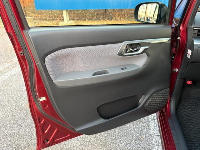 ステラ カスタムＲＳ　スマートアシスト　ターボ　衝突被害軽減ブレーキ　純正ナビ　Ｂｌｕｅｔｏｏｔｈ　バックカメラ　ＬＥＤヘッドライト　ＥＴＣ　ステアリングリモコン　オートライト　アイドリングストップ　プッシュスタート　スマートキー（34枚目）