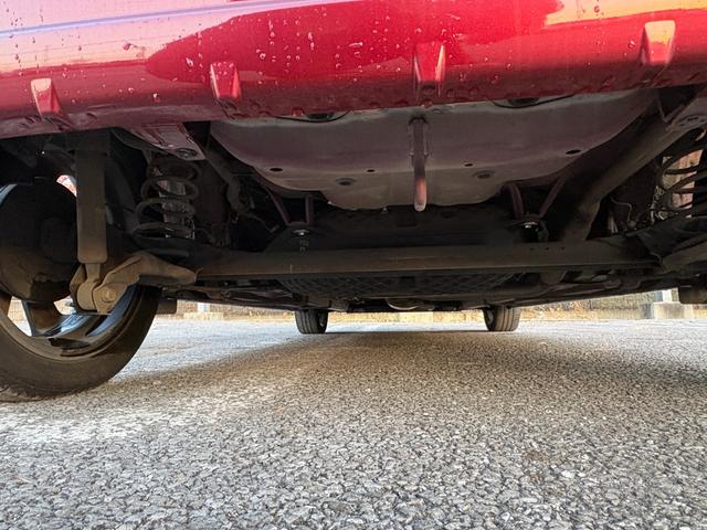 ステラ カスタムＲＳ　スマートアシスト　ターボ　衝突被害軽減ブレーキ　純正ナビ　Ｂｌｕｅｔｏｏｔｈ　バックカメラ　ＬＥＤヘッドライト　ＥＴＣ　ステアリングリモコン　オートライト　アイドリングストップ　プッシュスタート　スマートキー（51枚目）