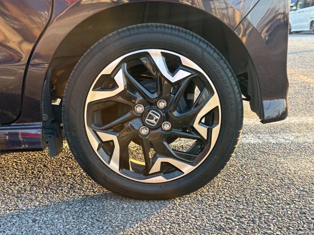 Ｎ－ＢＯＸカスタム Ｇ・Ｌターボホンダセンシング　衝突軽減ブレーキ　両側パワースライドドア　純正ナビ　Ｂｌｕｅｔｏｏｔｈ　アダプティブクルーズコントロール　フルセグ　バックカメラ　レーンアシスト　パーキングアシスト　クリアランスソナー　ＬＥＤライト（52枚目）