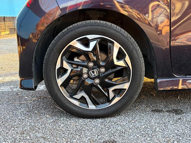 Ｎ－ＢＯＸカスタム Ｇ・Ｌターボホンダセンシング　衝突軽減ブレーキ　両側パワースライドドア　純正ナビ　Ｂｌｕｅｔｏｏｔｈ　アダプティブクルーズコントロール　フルセグ　バックカメラ　レーンアシスト　パーキングアシスト　クリアランスソナー　ＬＥＤライト（53枚目）