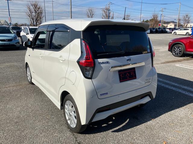 デイズ ハイウェイスター　Ｘ　プロパイロットエディション　エマージェンシーブレーキ　社外ナビ　全方位モニター　Ｂｌｕｅｔｏｏｔｈ　シートヒーター　ＬＥＤヘッドライト　コーナーセンサー　レーンアシスト　ＥＴＣ　ステアリングリモコン　スマートキー（16枚目）