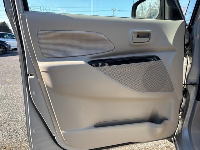 デイズルークス Ｘ　エマージェンシーブレーキ　純正ナビ　アラウンドビューモニター　Ｂｌｕｅｔｏｏｔｈ　フルセグ　パワースライドドア　ステアリングリモコン　アイドリングストップ　スマートキー　プッシュスタート（31枚目）