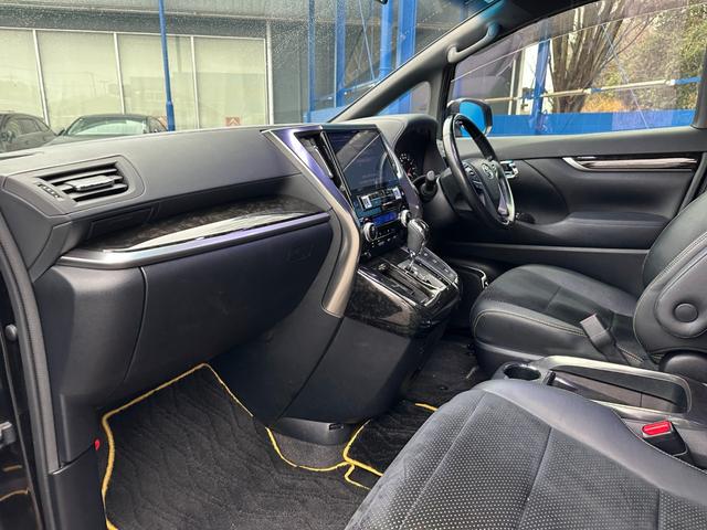 ヴェルファイア ２．５Ｚ　Ａエディション　ゴールデンアイズ　アルパイン後席モニター＆アルパイン１１型ナビ　フルセグＴＶ　バックカメラ　レーダークルコン　両側電動スライドドア　電動リアゲート　ハーフレザーシート　Ｂｌｕｅｔｏｏｔｈ　ビルトインＥＴＣ　クルコン（16枚目）