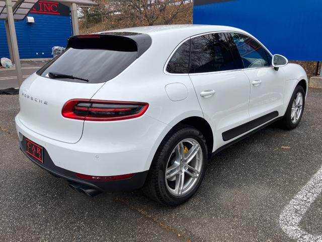 ���[�Ԍ�����S�̕ۏؓW�J���������܂��B���x�o�^����P�O�N�����̎ԗ���ΏۂɑS���ł��g������������U�O�O���ڂɋy�ԋ����������������z�ɂ��D�����p���^�̕ۏ؂ł��B