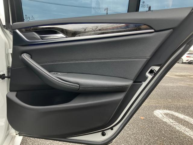 �f�ڎʐ^�ȊO�̎ʐ^�܂��͓���������肷�邱�Ƃ��\�ł��B�C�ɂȂ�ӏ����������܂����炨�C�y�ɂ��₢���킹�������܂��B