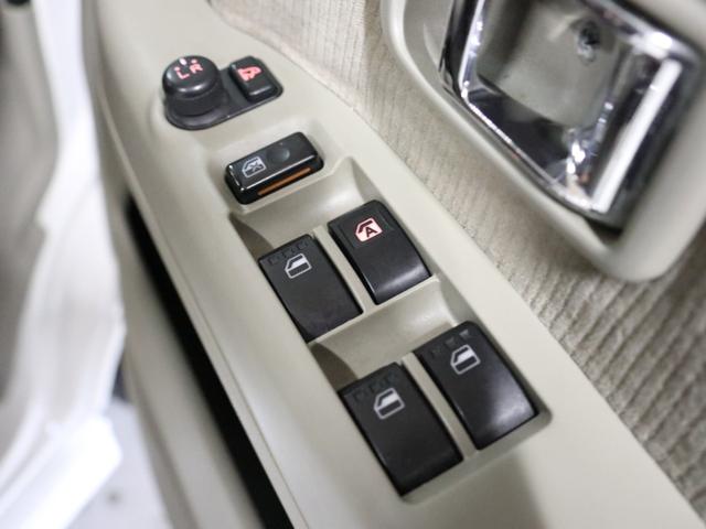 カスタムターボＲＳリミテッド　パワースライドドア　禁煙車　評価点数４点物　修復歴無し　ＥＴＣ　キーレス　オートエアコン　ＨＩＤライト　ウィンカーミラー　フォグランプ　純正アルミ　プライバシーガラス　ドアバイザー　ターボ（画像28）