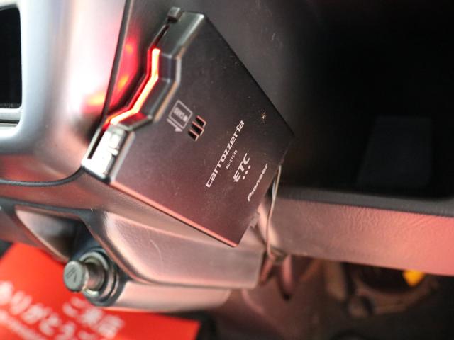 Ｍ　オートマ　２ＷＤ　ルーフ色あせ無し　ＥＴＣ　キーレス　パワーウィンドウ　車検令和９年８月　５ナンバーワゴン　修復歴無し　ハイルーフ　プライバシーガラス　両側スライドドア　クリーニング済み（画像11）