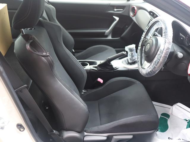 ８６ ＧＴ　Ｅ型　ジムカーナ仕様　クスコ１．５ｗａｙＬＳＤ　車高調　強化マウント　前後ジムカーナ用ブレーキパッド　ナビＴＶ　バックカメラ　ＥＴＣ　スロコン　スマートキー　オートエアコン　ＬＥＤライト（32枚目）