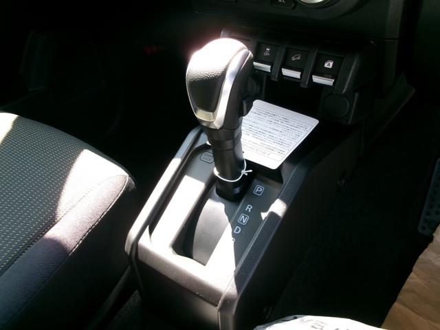 ジムニー XC 届出済未使用車 LEDヘッドライト スズキセーフティサポート コーナーセンサー シートヒーター ステアリングスイッチ クルコン スマートキー オートエアコン オートハイビーム ターボ 4WD(10枚目)