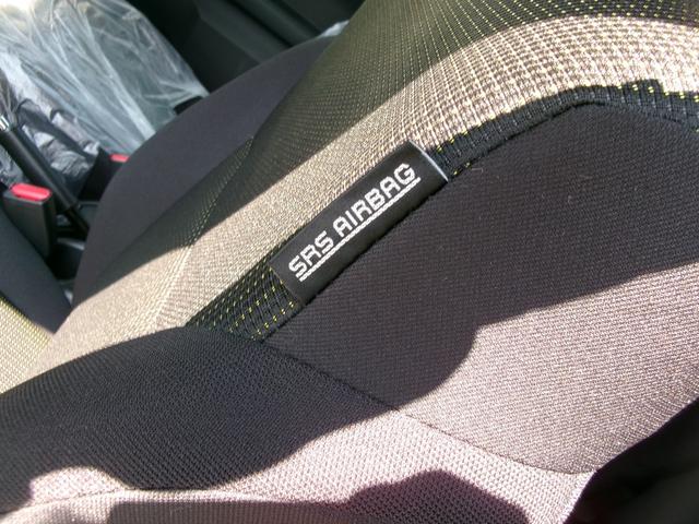 ジムニー XC 届出済未使用車 LEDヘッドライト スズキセーフティサポート コーナーセンサー シートヒーター ステアリングスイッチ クルコン スマートキー オートエアコン オートハイビーム ターボ 4WD(19枚目)